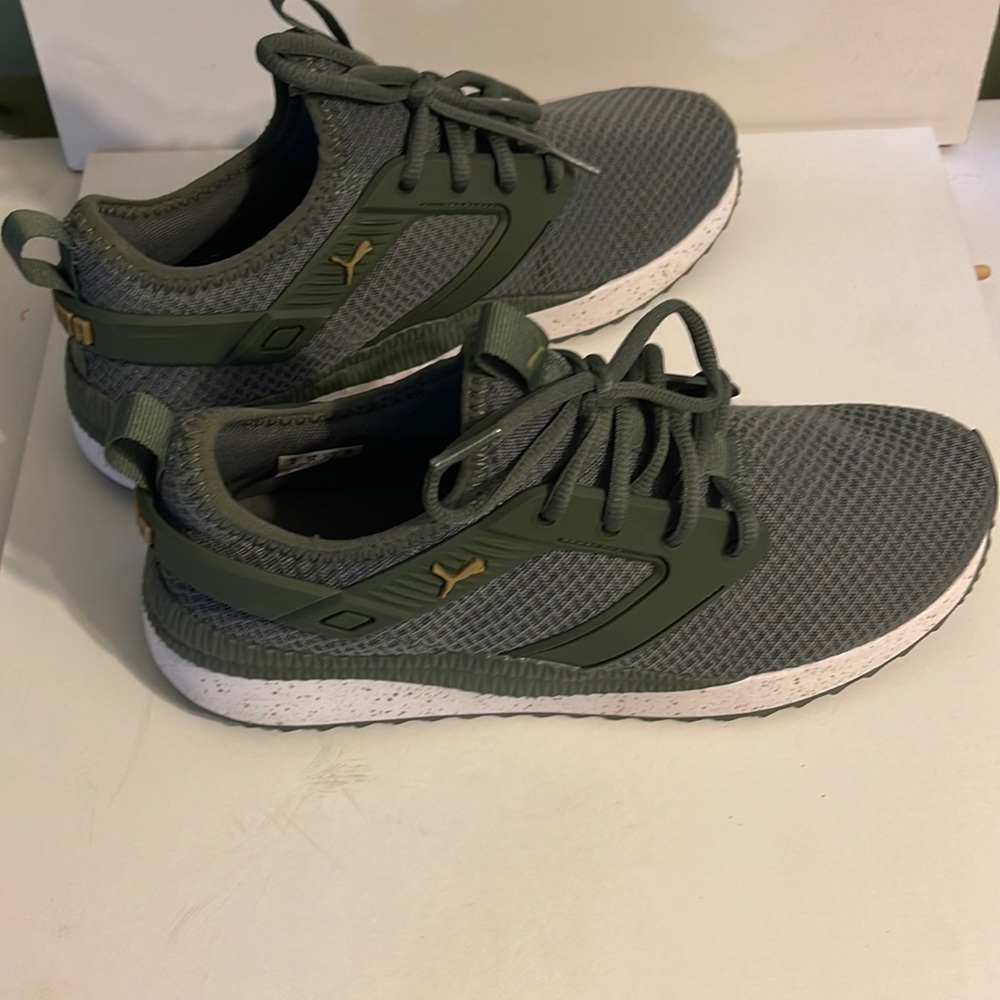 Puma Softfoam sneakers